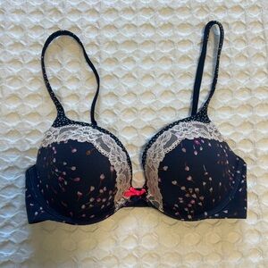 Victoria’s Secret Body by Victoria Floral Lace Push-Up Bra